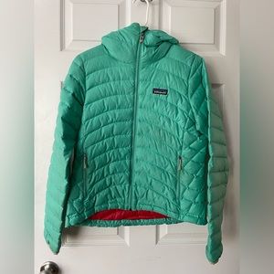 Patagonia Hooded Down Sweater